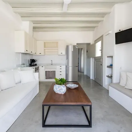 Spitaki Aliki (Paros)