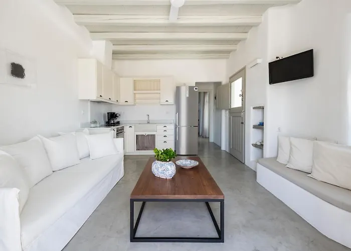 Spitaki Aliki (Paros)